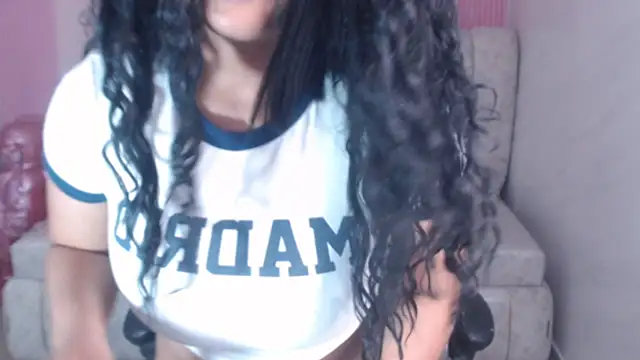 ambar fox s online show from 16, 4, 2026