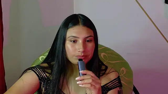 Snapshot of Linda_andrew chatting on 13, 2, 2026 Linda andrew online show from 13, 2, 2026