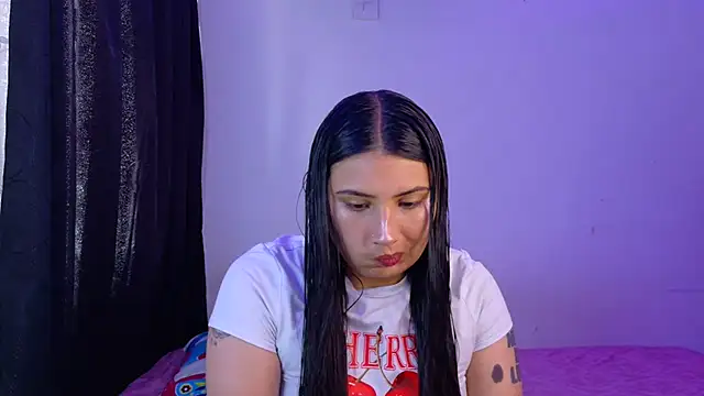 Snapshot of Linda_andrew chatting on 20, 7, 2026 Linda andrew online show from 20, 7, 2026