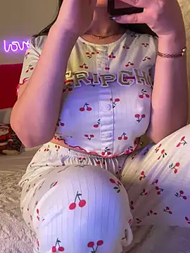 Snapshot of OnlyRima chatting on 20, 4, 2026 OnlyRima online show from 20, 4, 2026