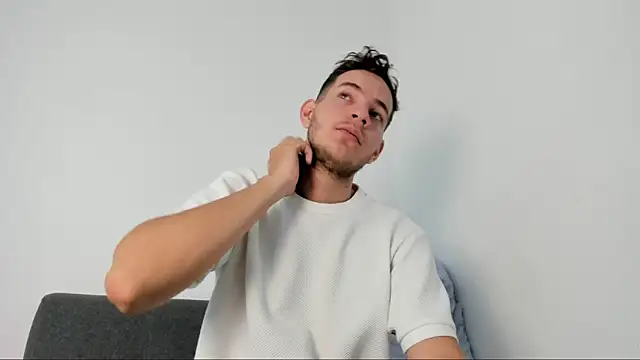 lara and danny online show from 31, 10, 2025