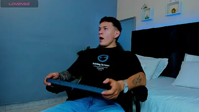 Thomas moon online show from 20, 11, 2025