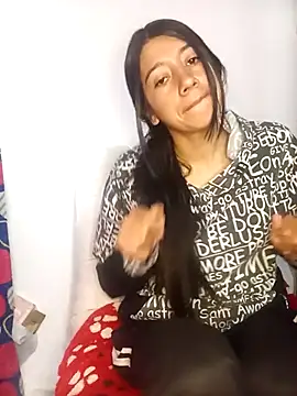 Madow Lu online show from 7, 10, 2025