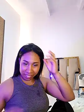 Snapshot of Elowen_Clark chatting on 24, 2, 2026 Elowen Clark online show from 24, 2, 2026