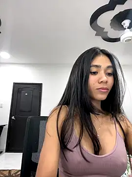 Snapshot of sahraparker chatting on 18, 9, 2025 sahraparker online show from 18, 9, 2025