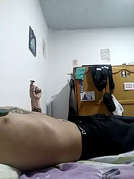 Snapshot of LatinHeatX chatting on 16, 9, 2025 LatinHeatX online show from 16, 9, 2025