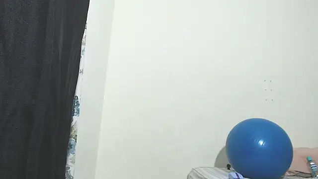 Snapshot of Penelope77 chatting on 6, 10, 2025 Penelope77 online show from 6, 10, 2025