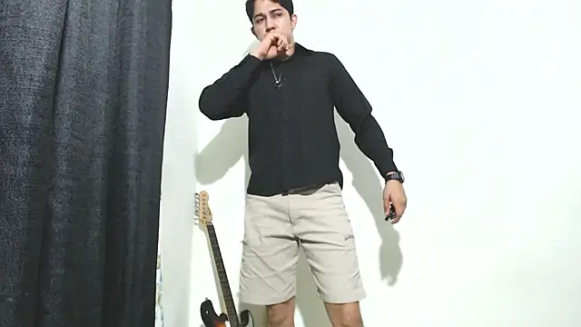 Snapshot of Penelope77 chatting on 23, 11, 2025 Penelope77 online show from 23, 11, 2025