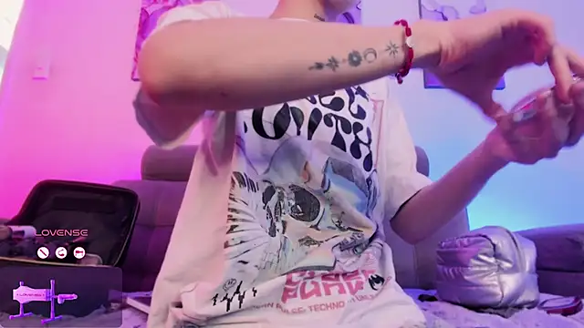 Snapshot of SebastianHilton chatting on 21, 2, 2026 SebastianHilton online show from 21, 2, 2026