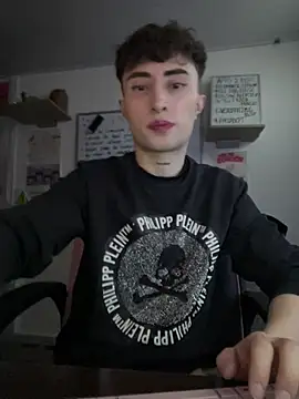 Snapshot of SebastianHilton chatting on 18, 7, 2026 SebastianHilton online show from 18, 7, 2026