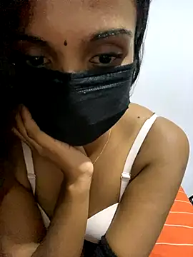 kissy doll online show from 2, 12, 2025