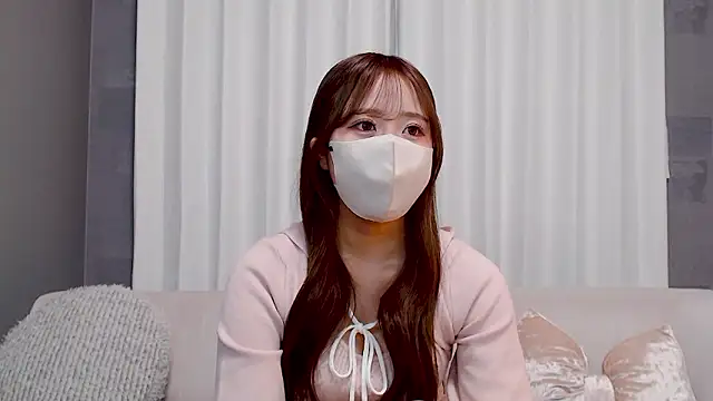  YUI CHAN  online show from 13, 1, 2026