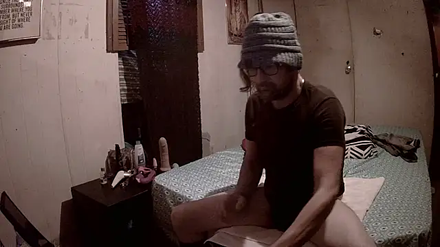 Snapshot of Bsneed613 chatting on 10, 10, 2025 Bsneed613 online show from 10, 10, 2025