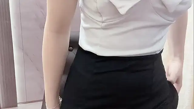 Shenlly online show from 23, 3, 2026