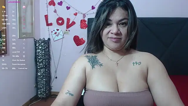 Snapshot of pamela_echeverria chatting on 2, 5, 2026 pamela echeverria online show from 2, 5, 2026