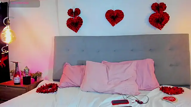 Luna Claire online show from 20, 9, 2025