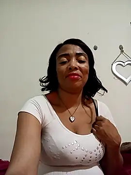 SEXYMOANSXX online show from 11, 5, 2026