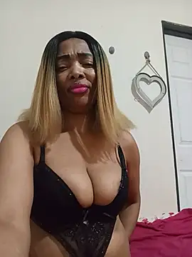 Snapshot of SEXYMOANSXX chatting on 30, 6, 2026 SEXYMOANSXX online show from 30, 6, 2026
