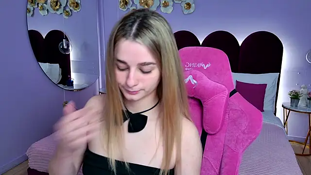 SweetyLicky online show from 9, 11, 2025