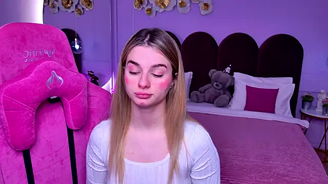 SweetyLicky online show from 25, 11, 2025