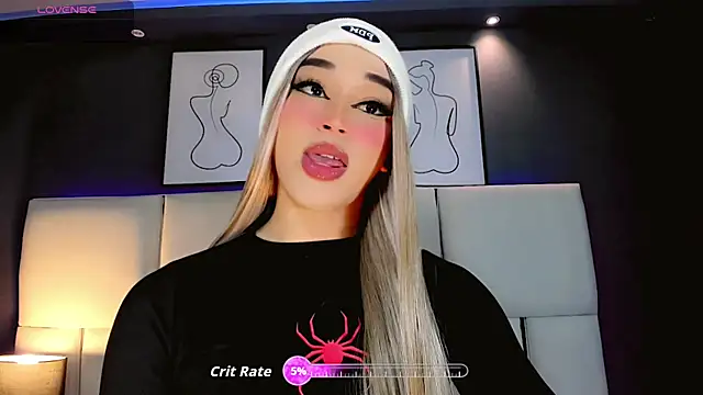 Snapshot of Valeriasmiithh chatting on 21, 10, 2025 Valeriasmiithh online show from 21, 10, 2025