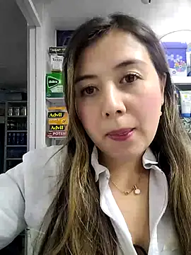 Snapshot of Sophie_del_Castillo chatting on 13, 11, 2025 Sophie del Castillo online show from 13, 11, 2025