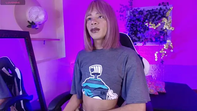 Katy bratz  online show from 25, 11, 2025