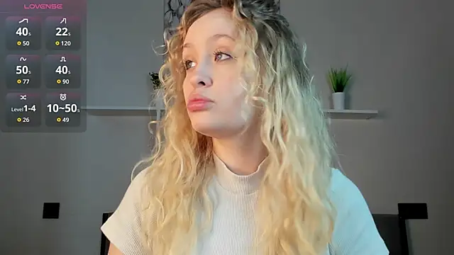 Julliakoill online show from 6, 11, 2025