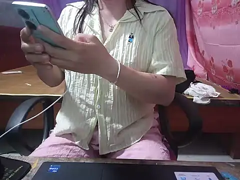 Snapshot of Xue_weng chatting on 31, 5, 2026 Xue weng online show from 31, 5, 2026