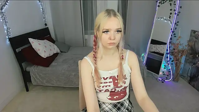 Snapshot of BellaMontgomery chatting on 26, 2, 2026 BellaMontgomery online show from 26, 2, 2026