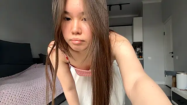 Wow Akemi online show from 23, 9, 2025