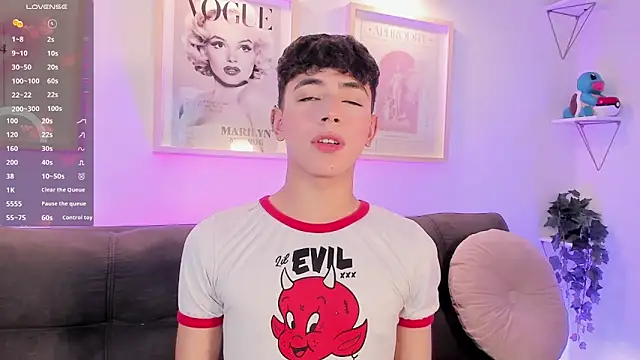 Snapshot of evan_voss chatting on 26, 10, 2025 evan voss online show from 26, 10, 2025