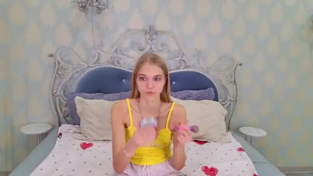 4example Chloe online show from 21, 11, 2025