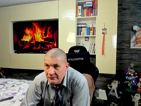 Snapshot of SpartacusDaddy48 chatting on 17, 2, 2026 SpartacusDaddy48 online show from 17, 2, 2026