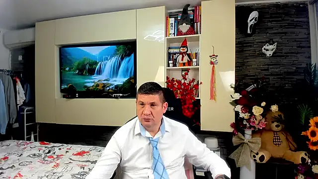 SpartacusDaddy48 online show from 12, 4, 2026