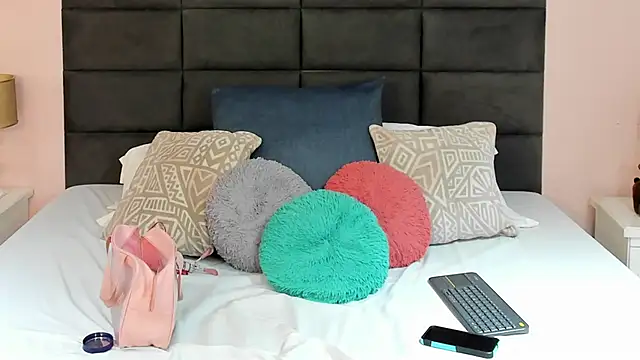 Abby-campbel online show from 12, 2, 2026