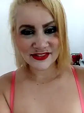 Snapshot of flavinhasensual chatting on 21, 10, 2025 flavinhasensual online show from 21, 10, 2025