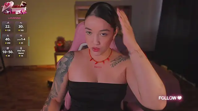 lunaarose online show from 27, 10, 2025