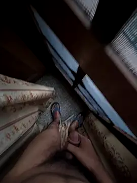 Snapshot of desir3dlund chatting on 21, 9, 2025 desir3dlund online show from 21, 9, 2025