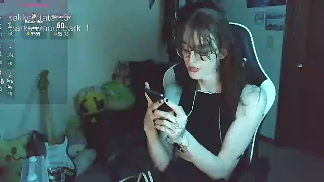 comfyknife online show from 11, 7, 2026