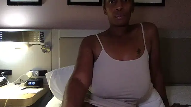 Snapshot of NurseNatasha888 chatting on 11, 9, 2025 NurseNatasha888 online show from 11, 9, 2025