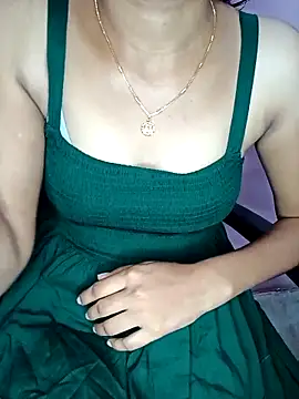 Snapshot of Nidhi_lovely chatting on 14, 9, 2025 Nidhi lovely online show from 14, 9, 2025