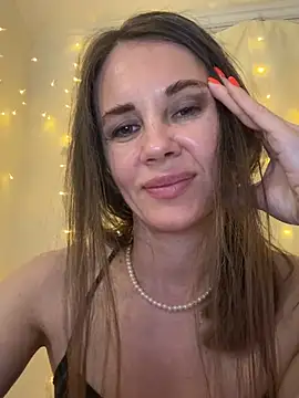 LucieMack online show from 13, 5, 2026