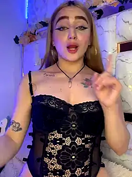 Snapshot of Sara_Sophia420 chatting on 10, 10, 2025 Sara Sophia420 online show from 10, 10, 2025