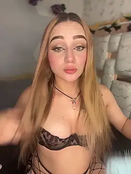 Sara Sophia420 online show from 23, 12, 2025