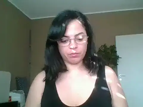 ITALIANASISIXX online show from 16, 4, 2026