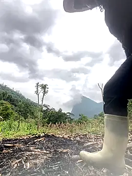 Lai005 online show from 12, 9, 2025