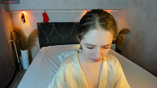 Camilla Kelly online show from 12, 2, 2026