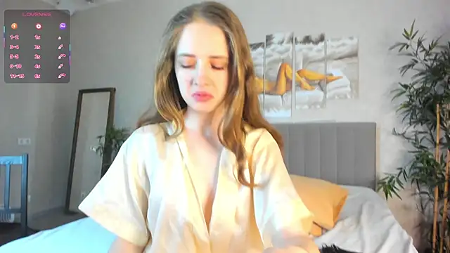 Camilla Kelly online show from 12, 3, 2026