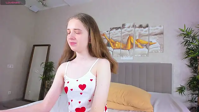 Camilla Kelly online show from 16, 4, 2026